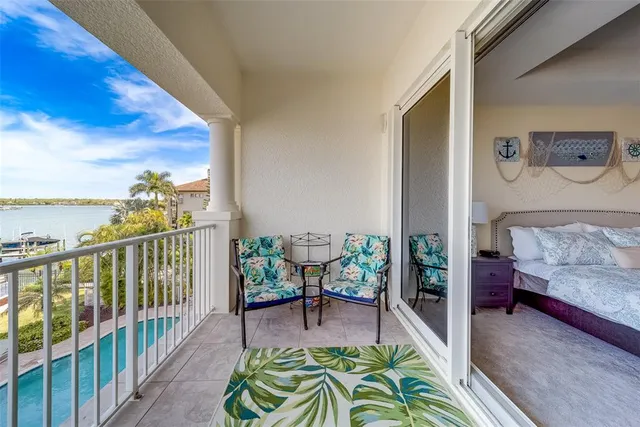 $5,995 | 17745 Gulf Boulevard, Unit 303, Redington Shores, FL 33708