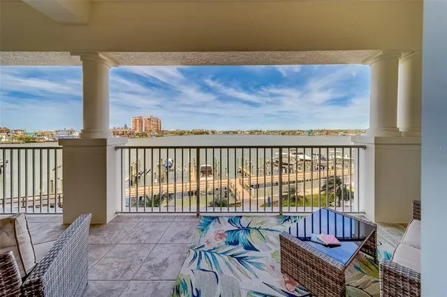 $5,995 | 17745 Gulf Boulevard, Unit 303, Redington Shores, FL 33708