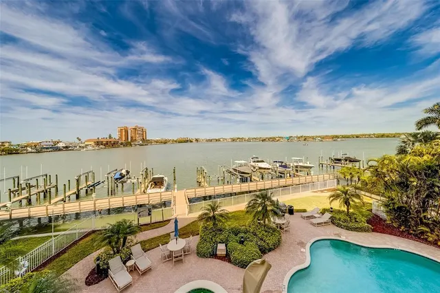 $5,995 | 17745 Gulf Boulevard, Unit 303, Redington Shores, FL 33708