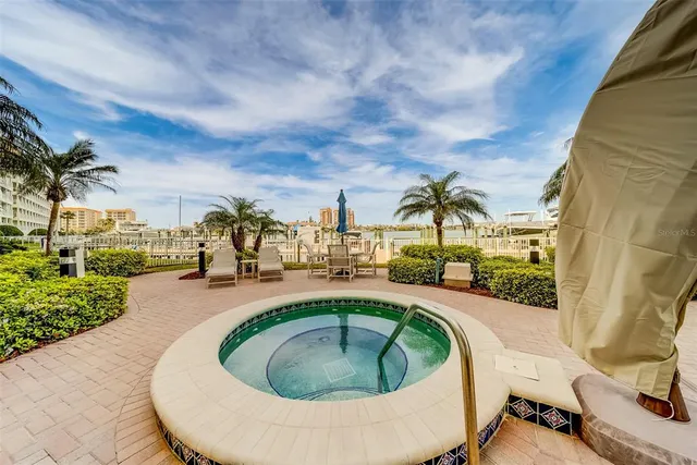 $5,995 | 17745 Gulf Boulevard, Unit 303, Redington Shores, FL 33708