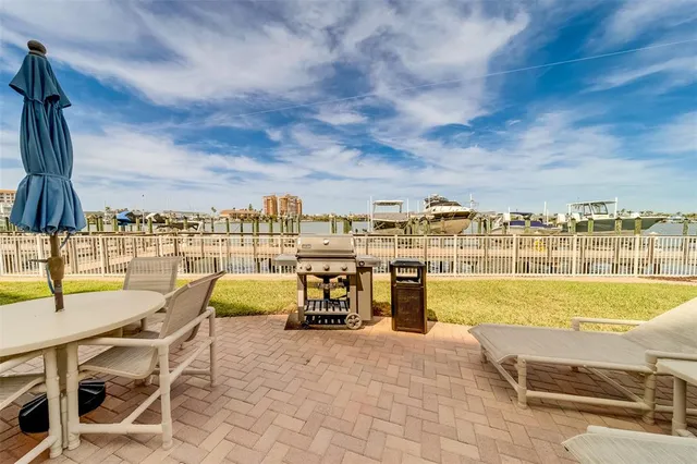 $5,995 | 17745 Gulf Boulevard, Unit 303, Redington Shores, FL 33708