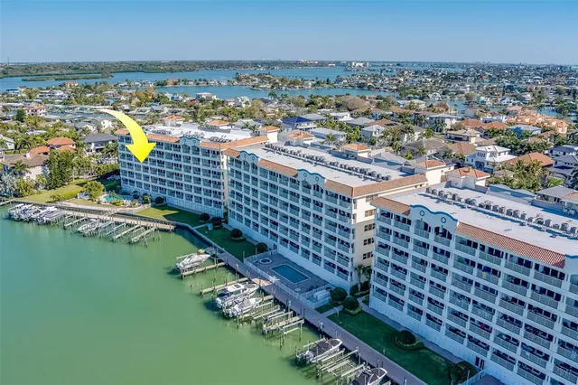 $5,995 | 17745 Gulf Boulevard, Unit 303, Redington Shores, FL 33708