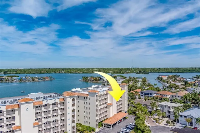 $5,995 | 17745 Gulf Boulevard, Unit 303, Redington Shores, FL 33708