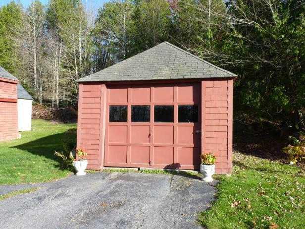 334 Bayside Road Ellsworth, ME 04605 - Photo 29 of 34 Garage.