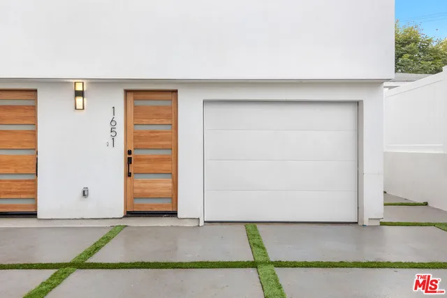 $9,995 | 1651 Selby Avenue, Los Angeles, CA 90024