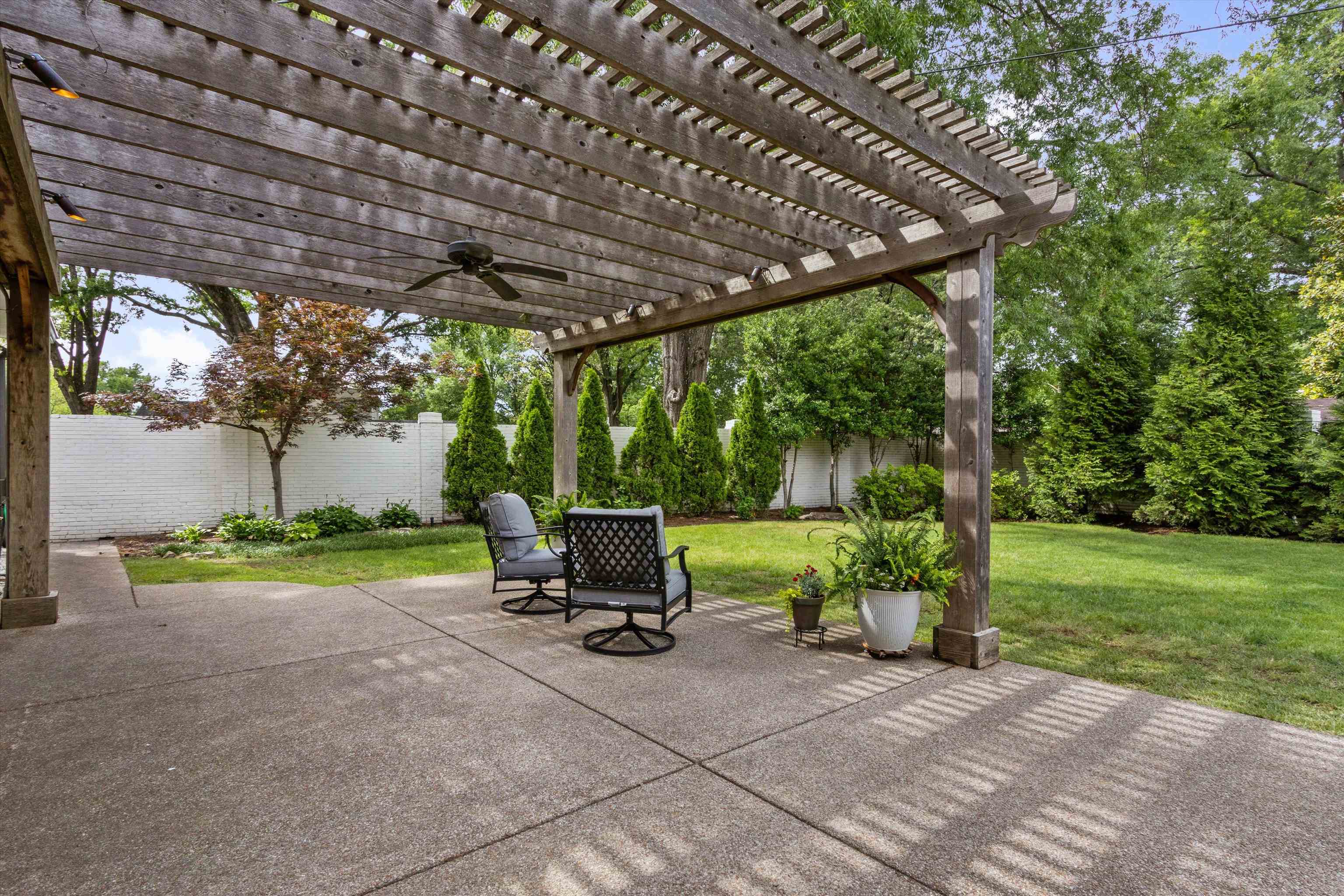 4678 Chickasaw Road Memphis, TN 38117 - Photo 29 of 39