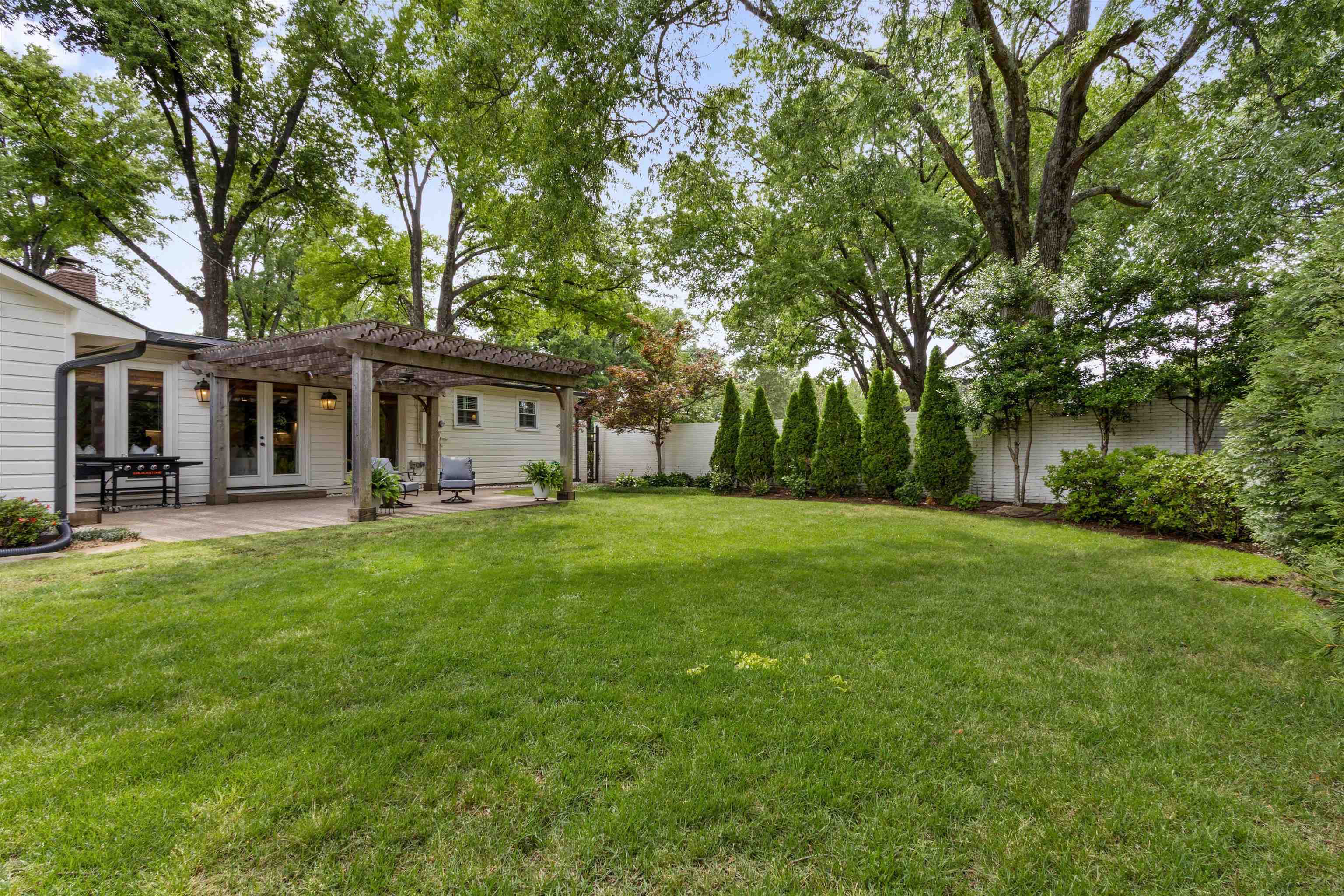 4678 Chickasaw Road Memphis, TN 38117 - Photo 32 of 39