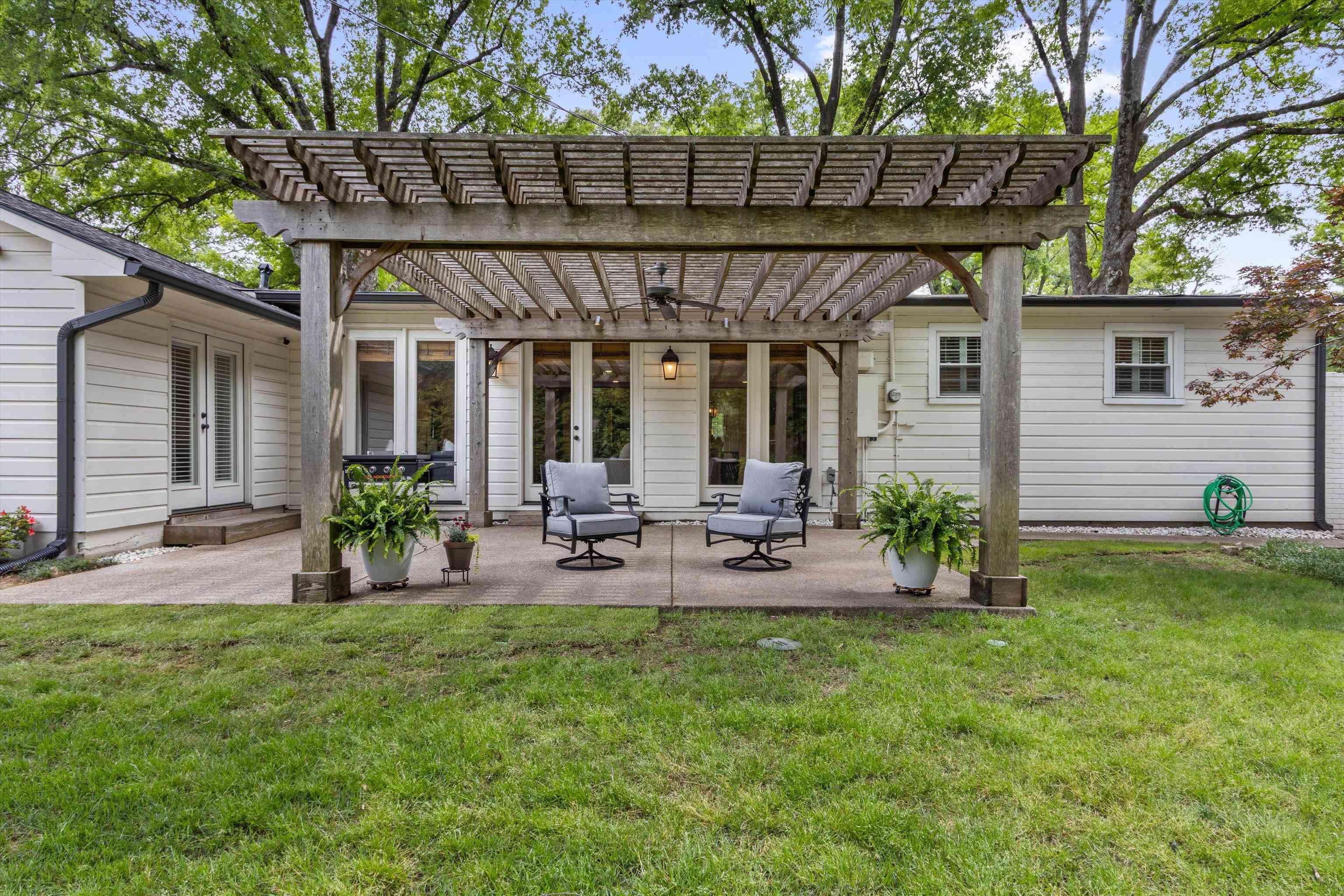 4678 Chickasaw Road Memphis, TN 38117 - Photo 33 of 39