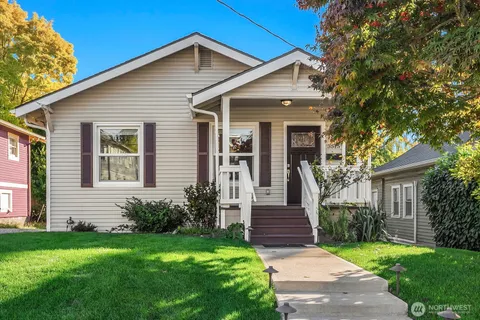 $709,999 | 3515 Southwest Austin Street, Seattle, WA 98126