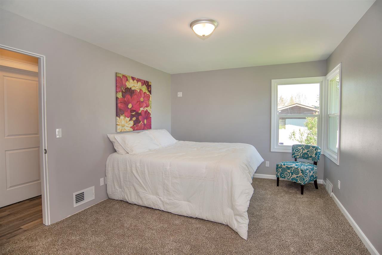 1426 North Bowdish Road Spokane Valley, WA 99206 - Photo 7 of 20 Gallery Image 7
