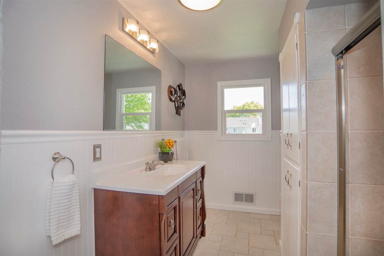1426 North Bowdish Road Spokane Valley, WA 99206 - Photo 8 of 20 Gallery Image 8