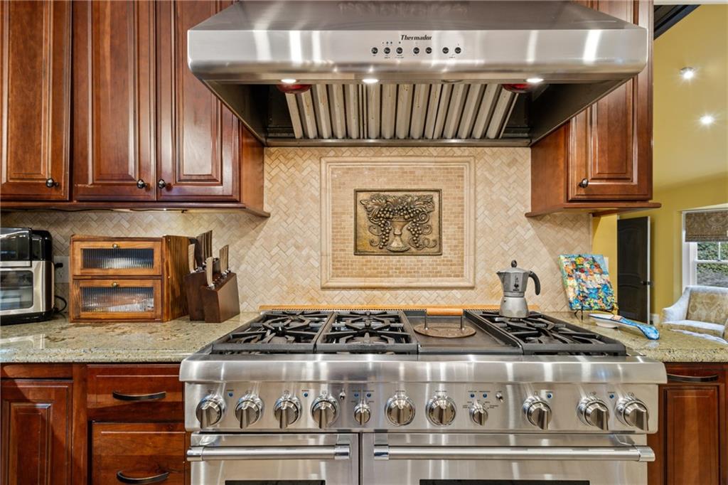 1532 Huntingdon Trail Atlanta, GA 30350 - Photo 14 of 64