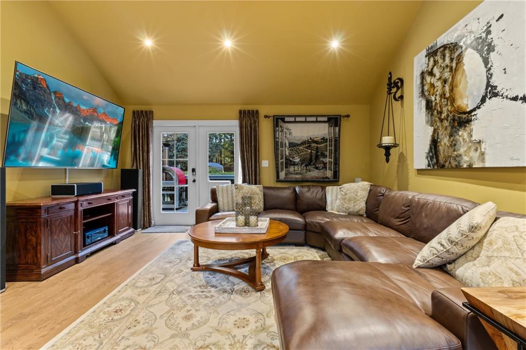 1532 Huntingdon Trail Atlanta, GA 30350 - Photo 20 of 64