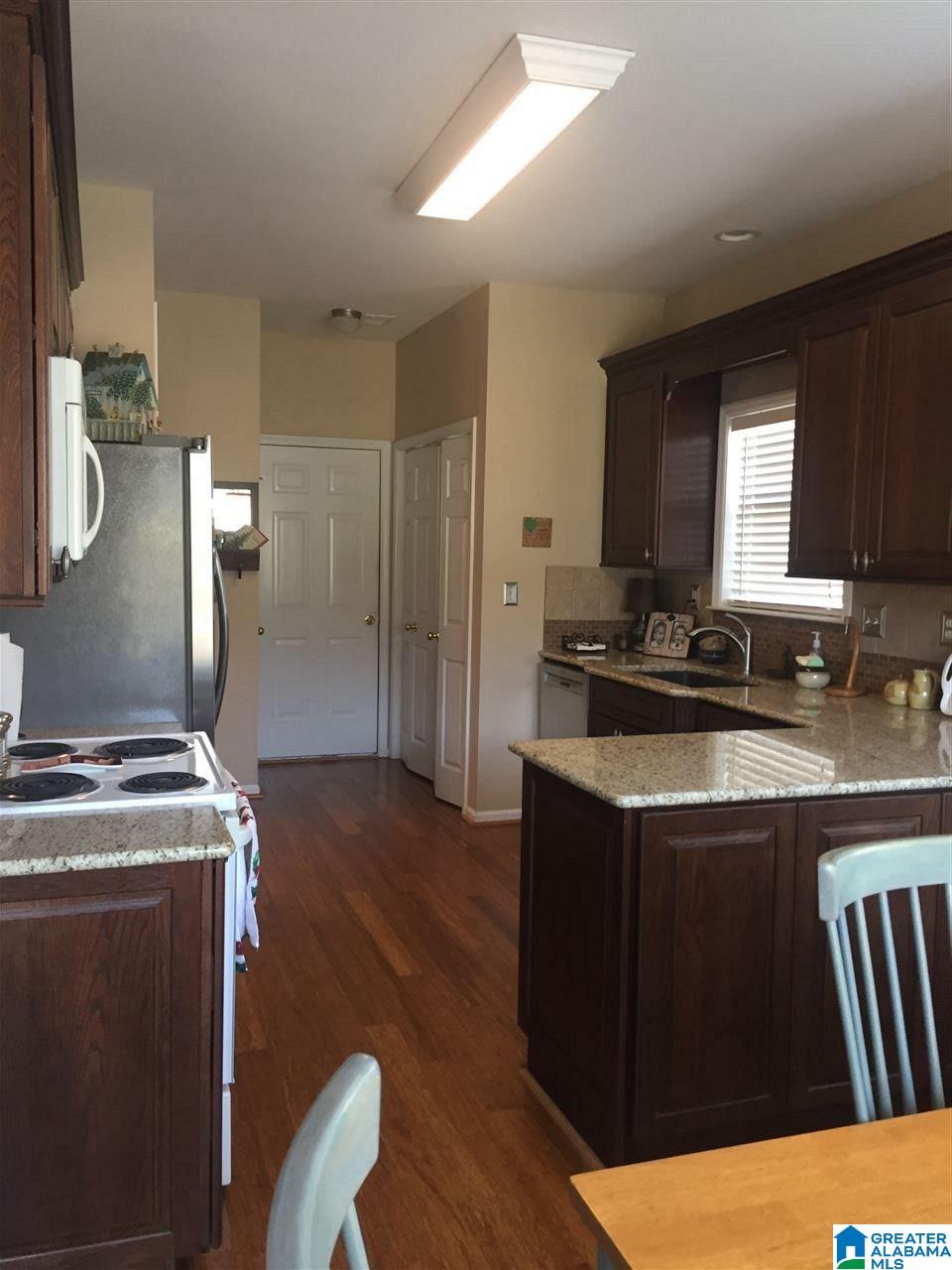 912 Daventry Trail Calera, AL 35040 - Photo 10 of 37