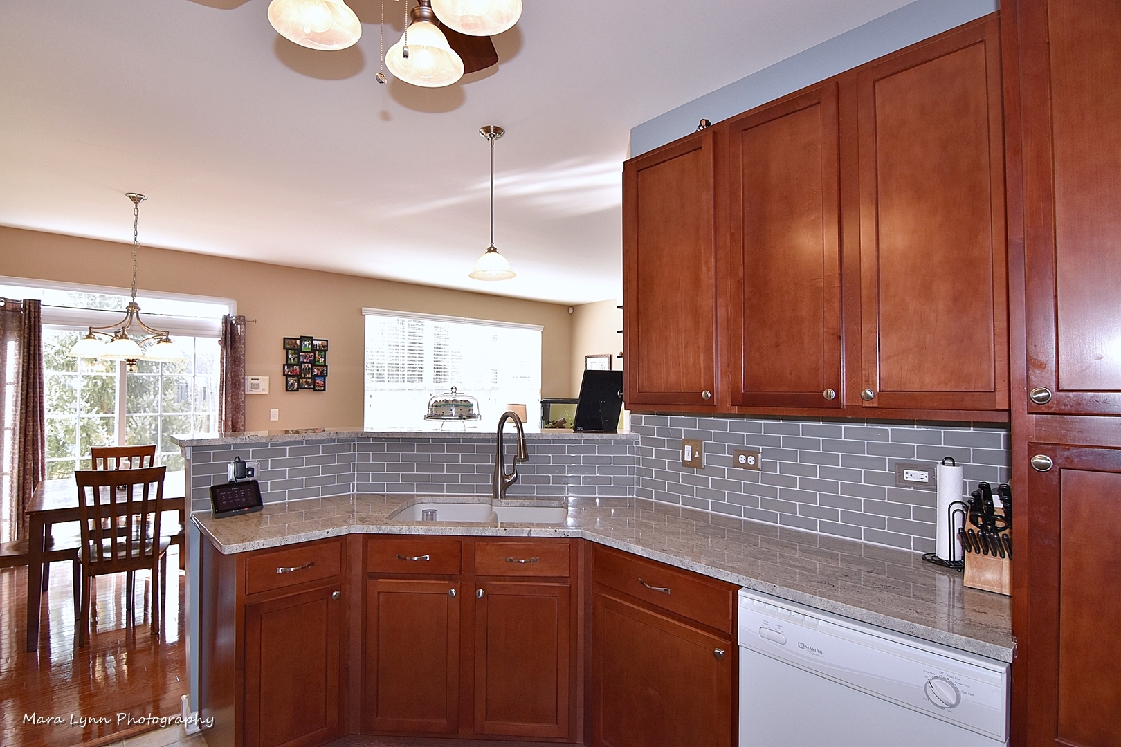 1951 Crestview Circle Romeoville, IL 60446 - Photo 10 of 34