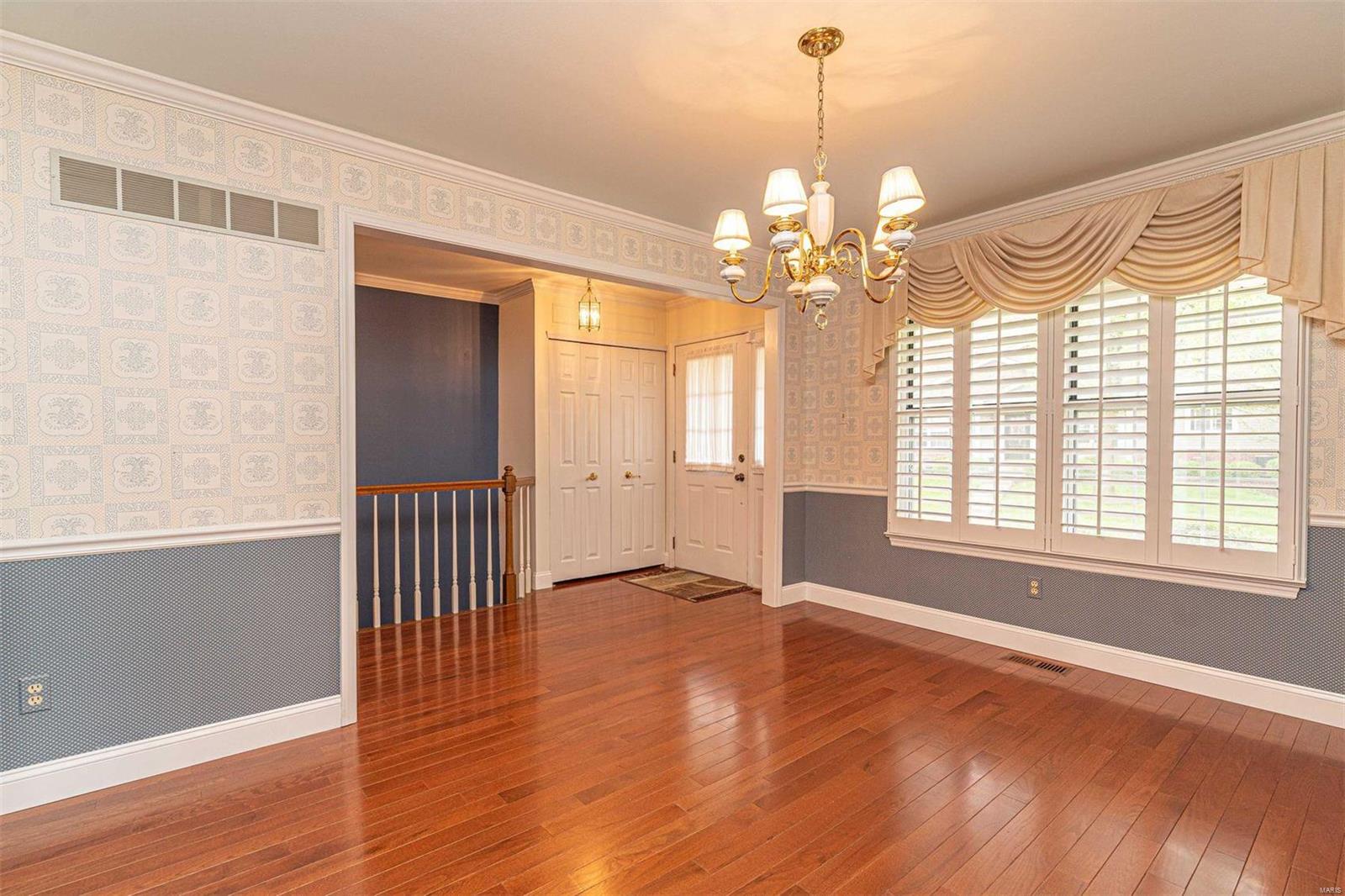 1822 Baxter Ridge Drive, Unit 5 Chesterfield, MO 63017 - Photo 5 of 25 Gallery Image 5