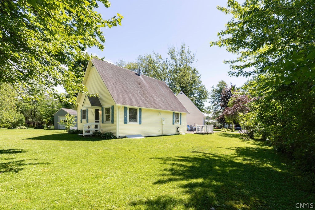 123 Larkin Street Sullivan, NY 13037 - Photo 2 of 27