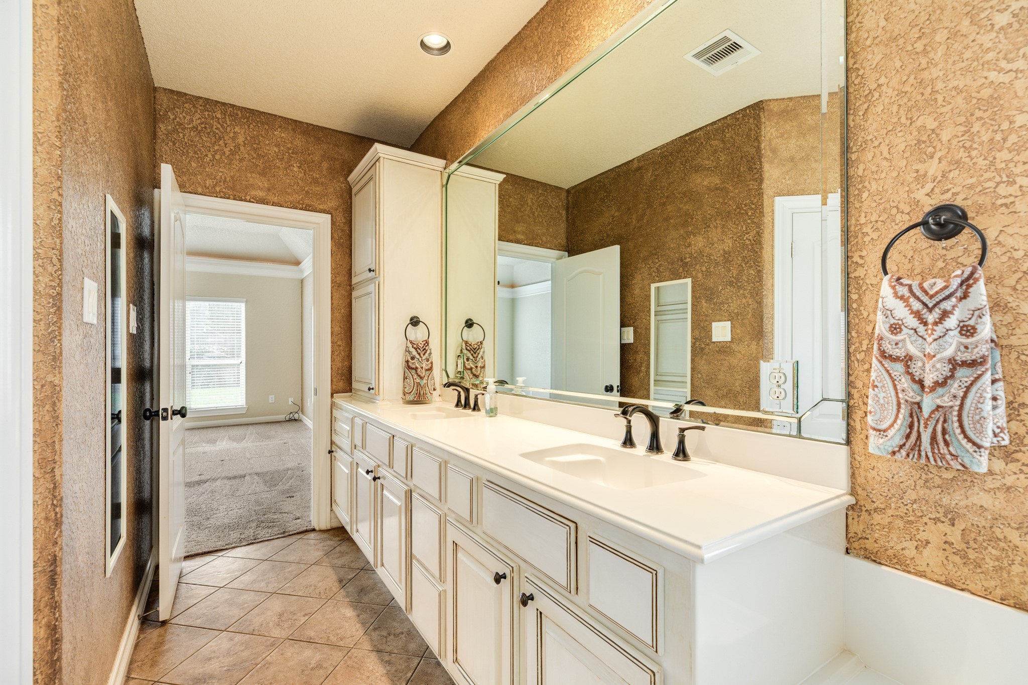 264 Lasso Street Angleton, TX 77515 - Photo 16 of 27