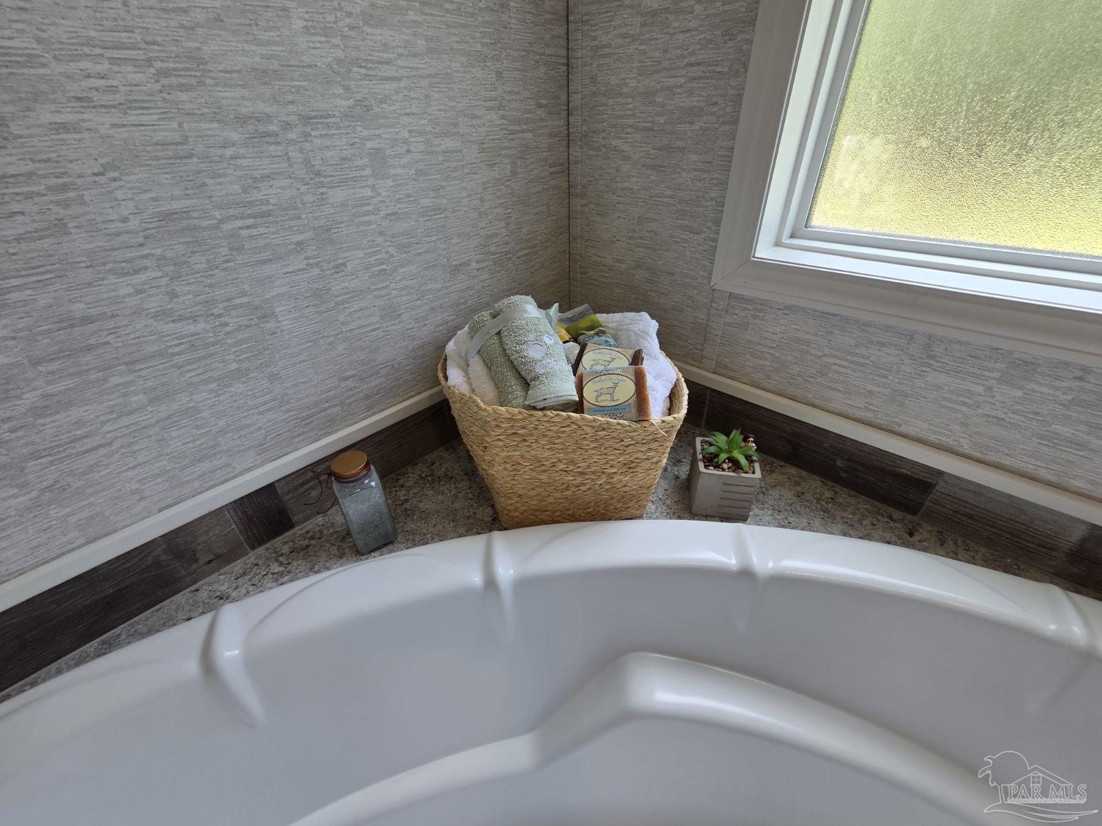 548 Pecan Lane Holt, FL 32564 - Photo 20 of 30