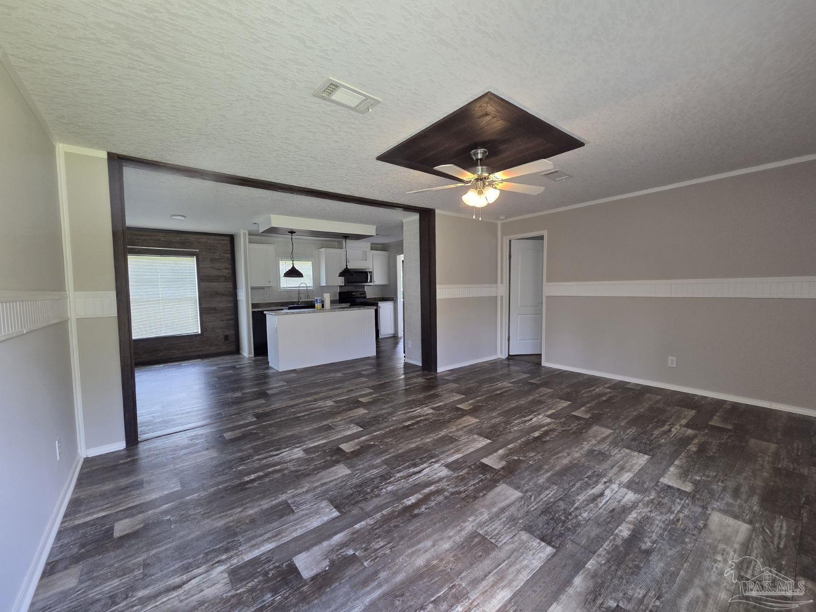 548 Pecan Lane Holt, FL 32564 - Photo 8 of 30