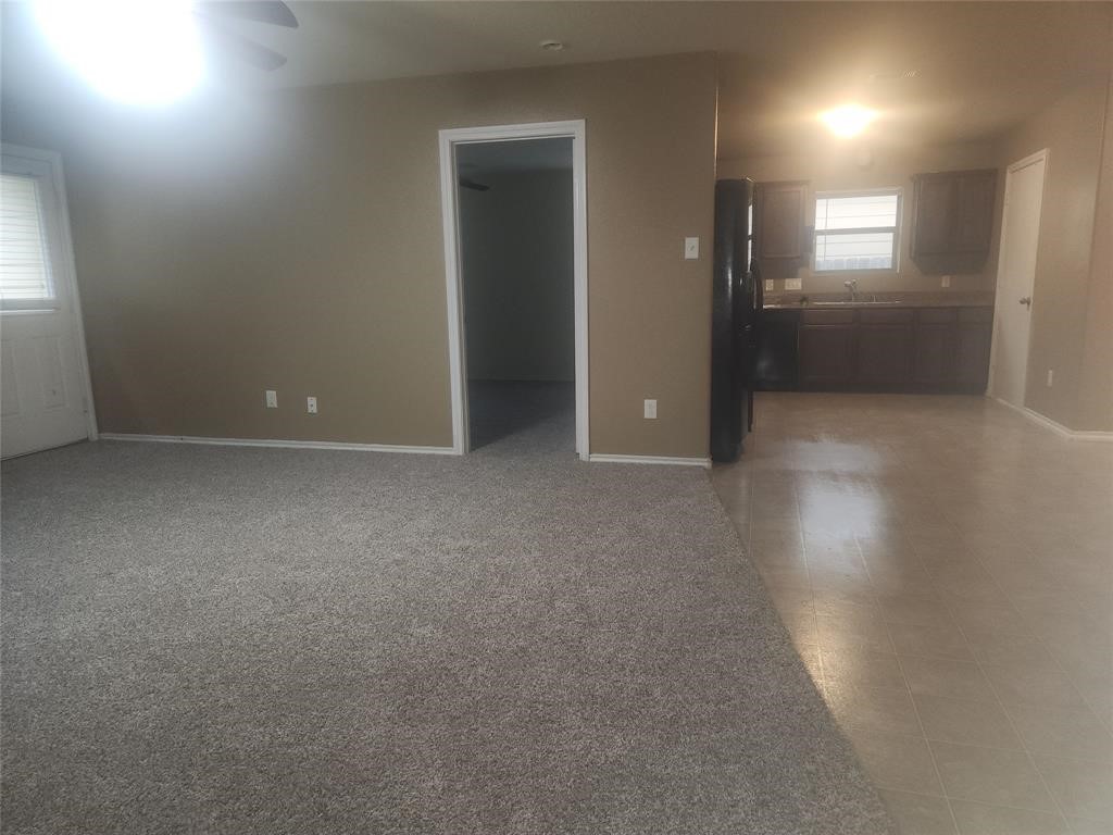 818 Lightningbug Lane Conroe, TX 77301 - Photo 4 of 13