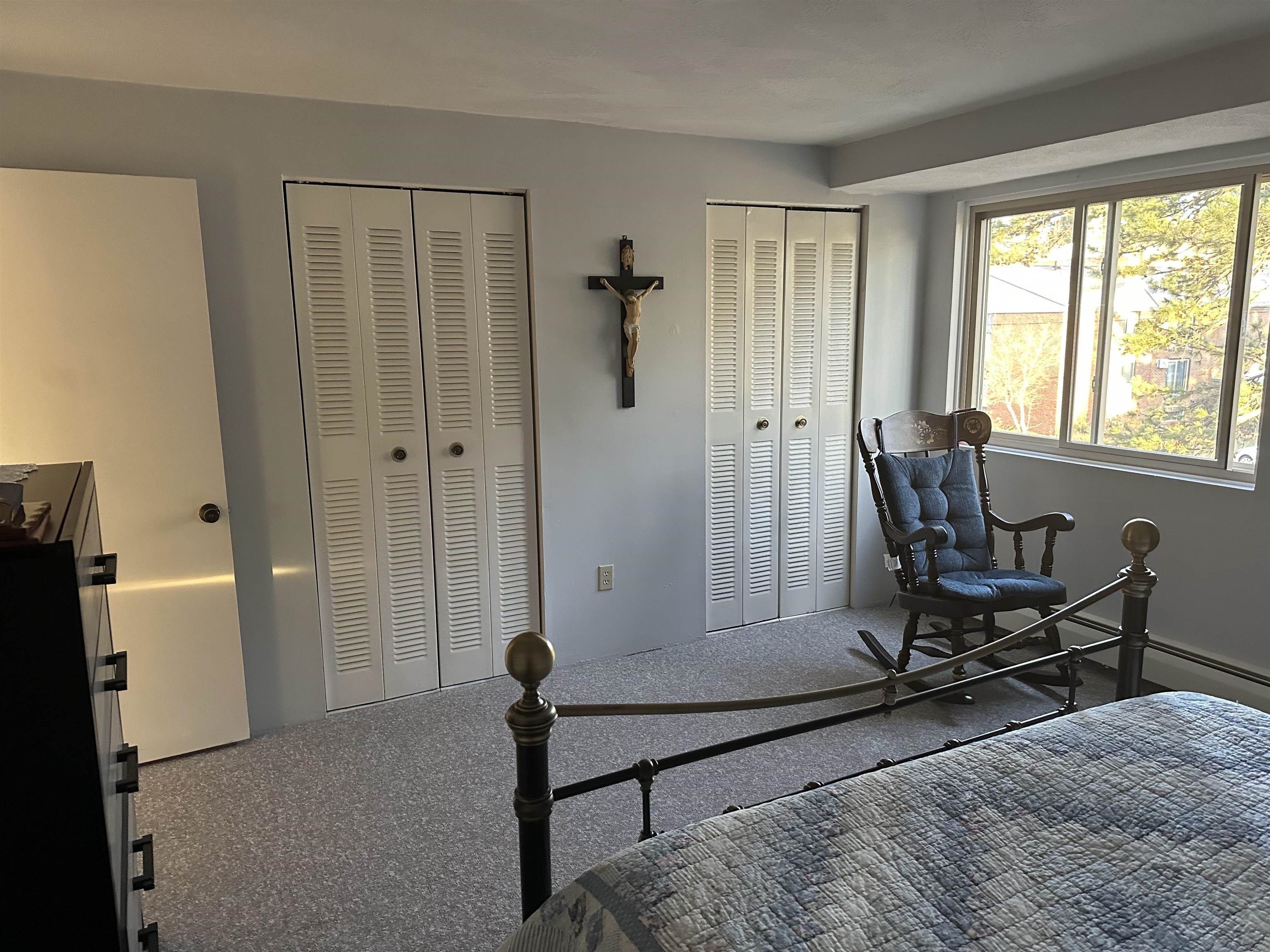 135 English Village Road, Unit 302 Manchester, NH 03102 - Photo 17 of 23