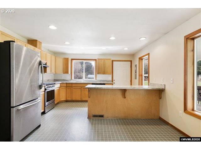21640 High Pass Road Blachly, OR 97412 - Photo 3 of 32 Gallery Image 3