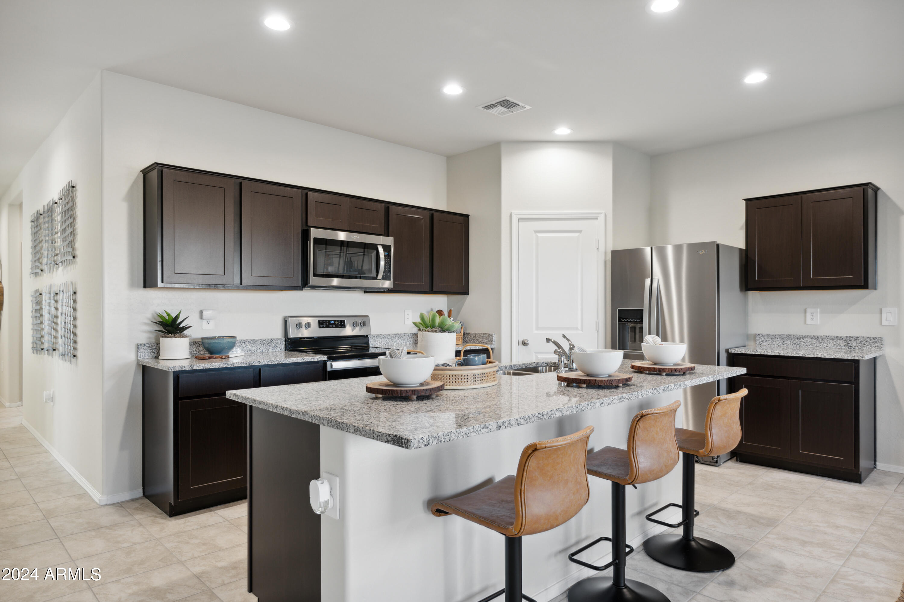 8426 West Gehrig Way Florence, AZ 85132 - Photo 2 of 46 Cali