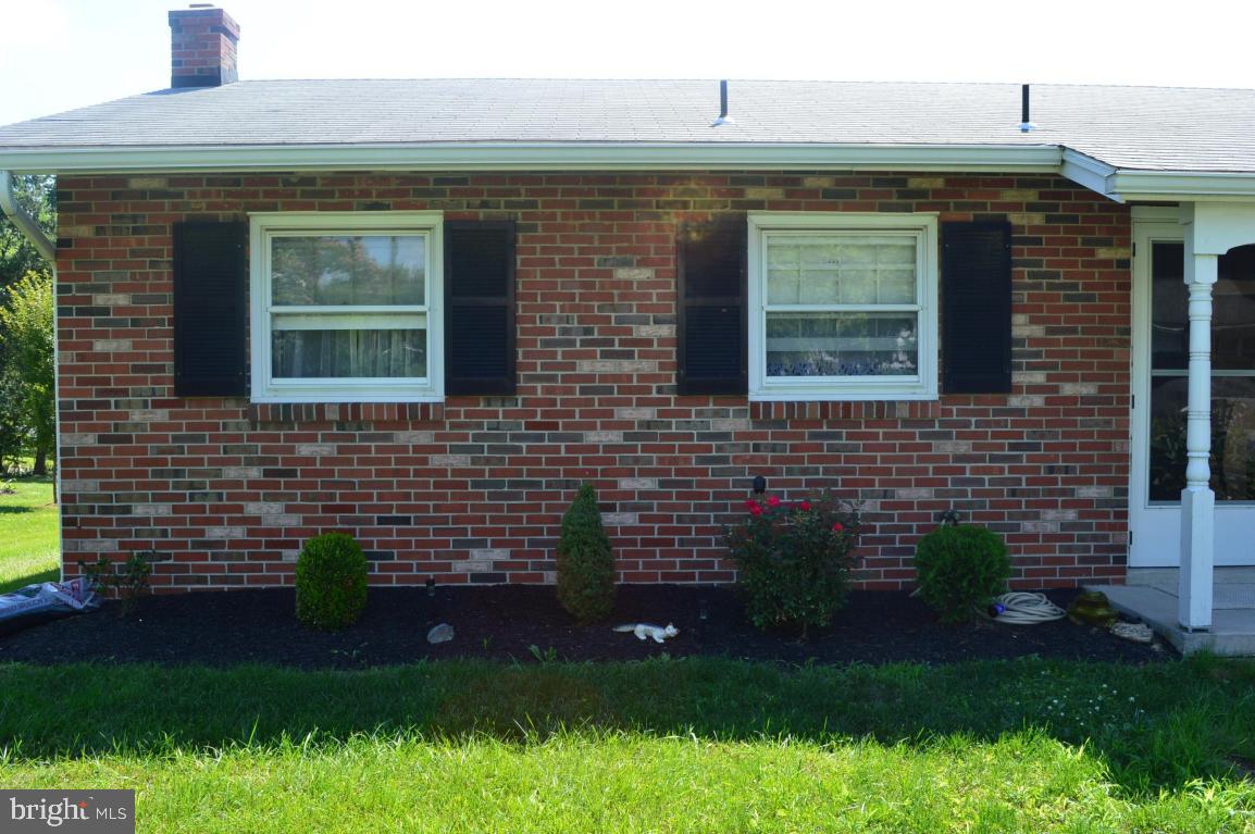 2137 Coventry Road Lancaster, PA 17601 - Photo 12 of 19 Gallery Image 12