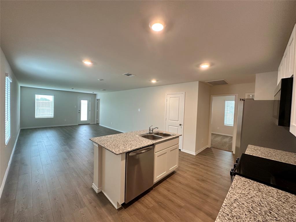 1813 Potomac Lane Blue Ridge, TX 75424 - Photo 4 of 13