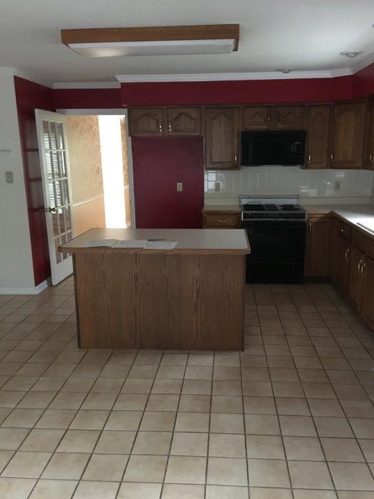 665 Tree Ridge Road Knoxville, TN 37922 - Photo 4 of 14 Kitchen