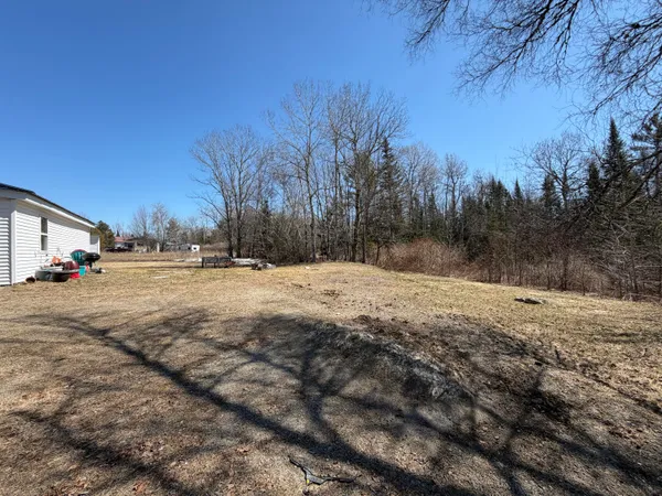 $529,000 | 442 West Broadway, Lincoln, ME 04457