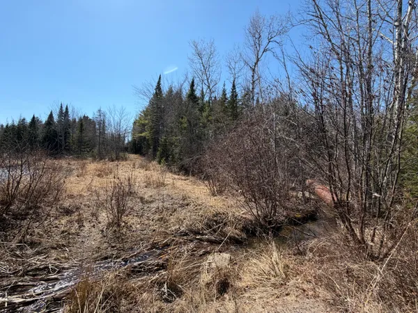$529,000 | 442 West Broadway, Lincoln, ME 04457