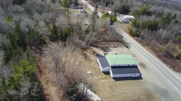 $529,000 | 442 West Broadway, Lincoln, ME 04457