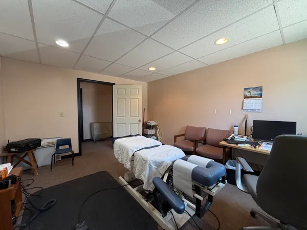 $529,000 | 442 West Broadway, Lincoln, ME 04457