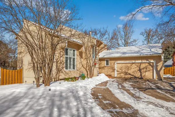 $549,900 | 7001 Beacon Circle, Eden Prairie, MN 55346