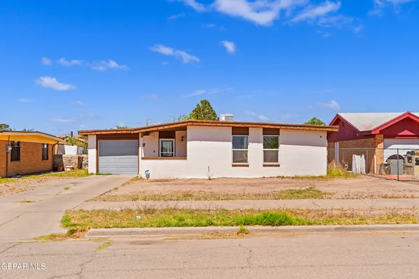 $190,000 | 729 Fall River Road, El Paso, TX 79907