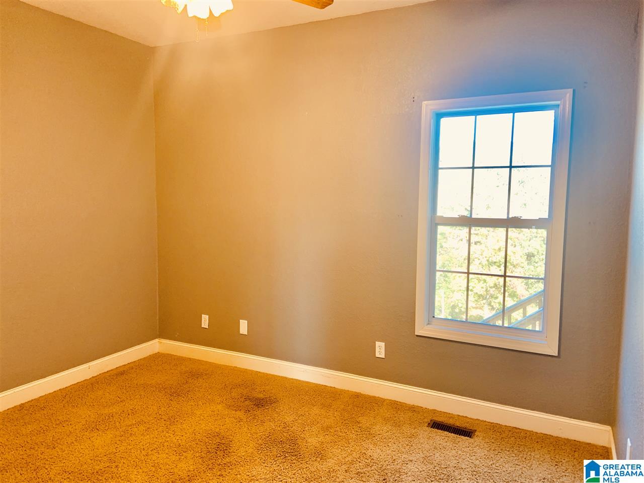 1461 Overlook Point Warrior, AL 35180 - Photo 24 of 49