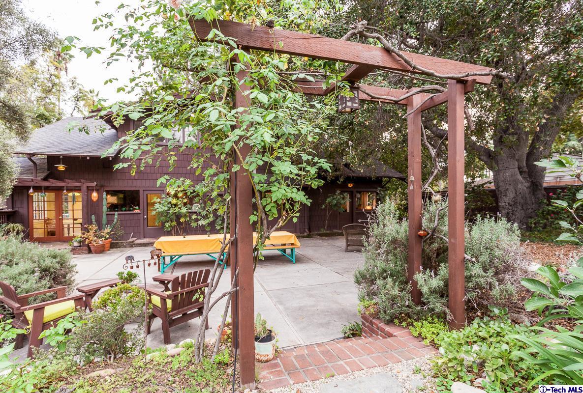 1255 Morada Place Altadena, CA 91001 - Photo 37 of 37 an outdoor view of the patio and swimming pool