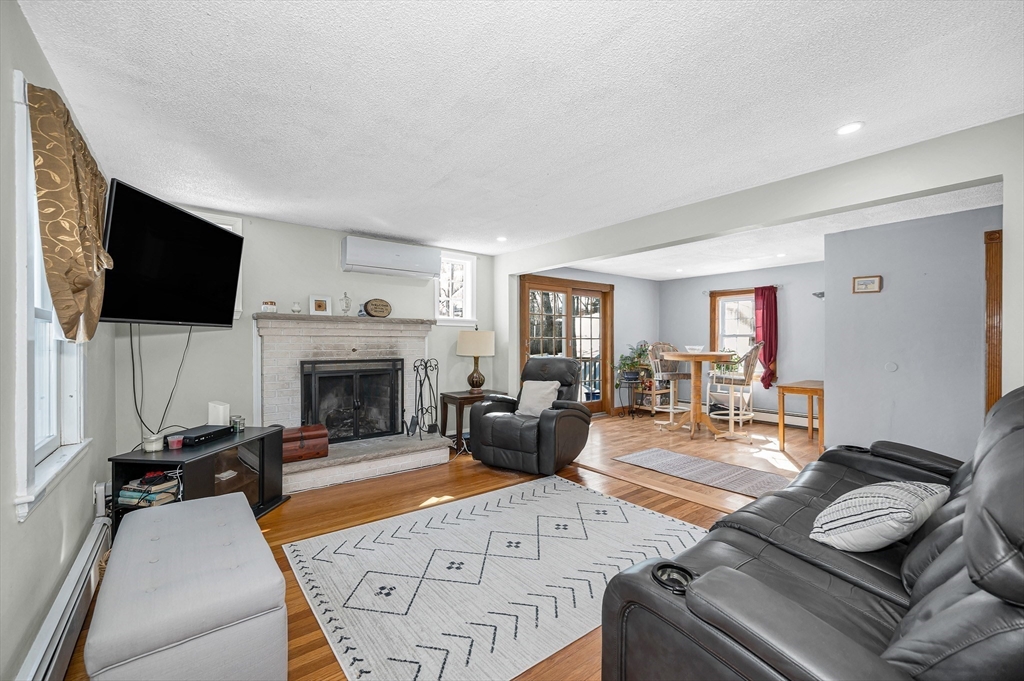 34 Stark Avenue Wakefield, MA 01880 - Photo 12 of 33