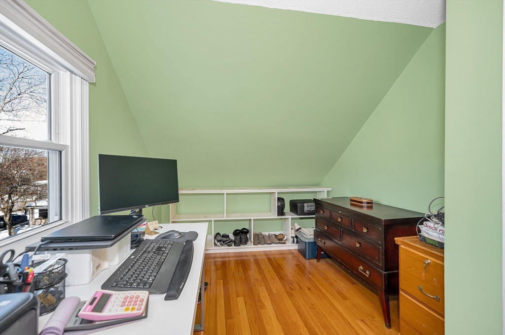 34 Stark Avenue Wakefield, MA 01880 - Photo 21 of 33