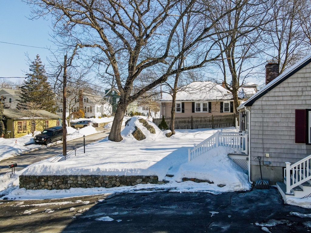 34 Stark Avenue Wakefield, MA 01880 - Photo 27 of 33
