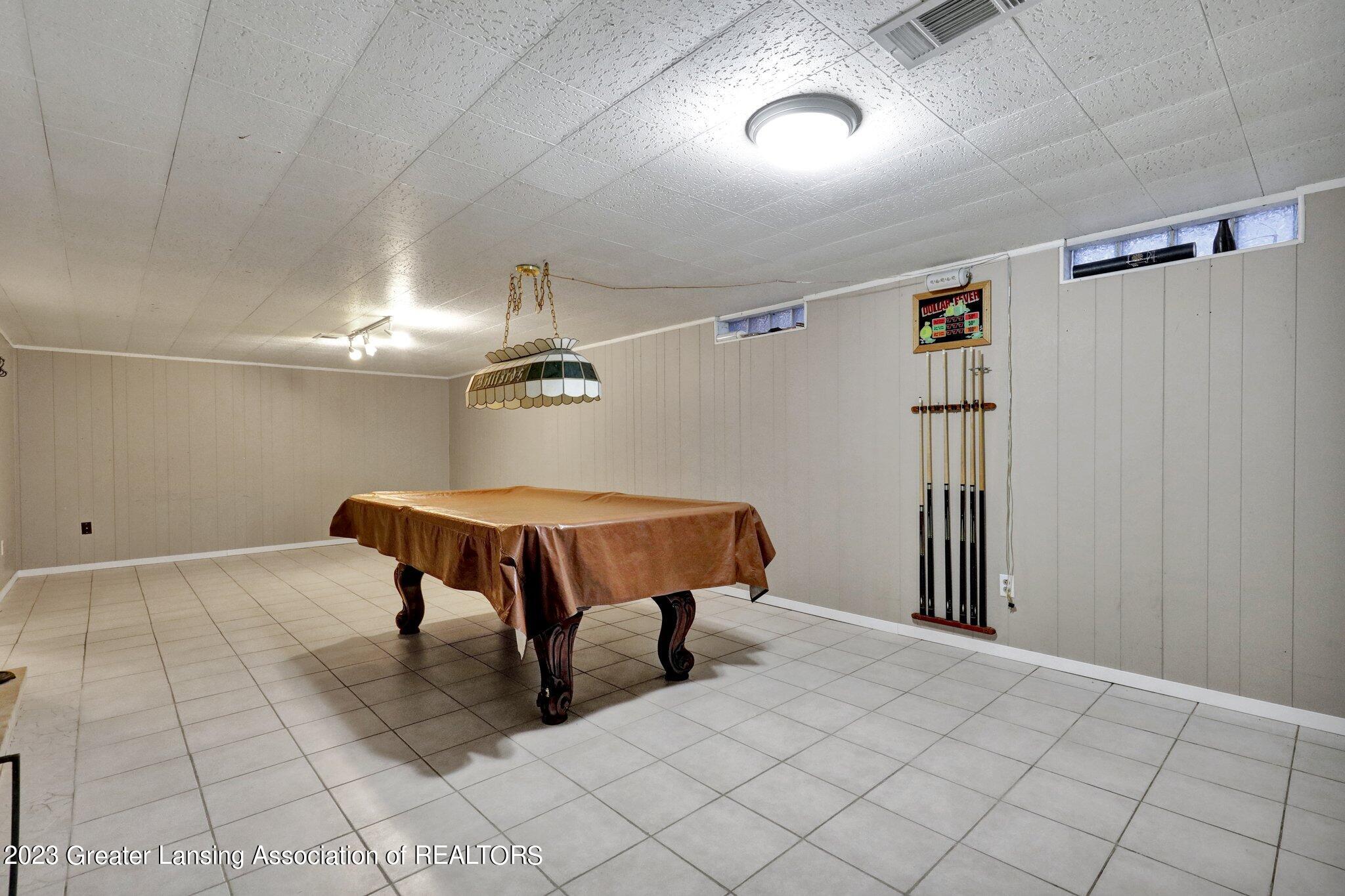 1214 Chester Road Lansing, MI 48912 - Photo 29 of 32 29-web-or-mls-Open Ended Media-29