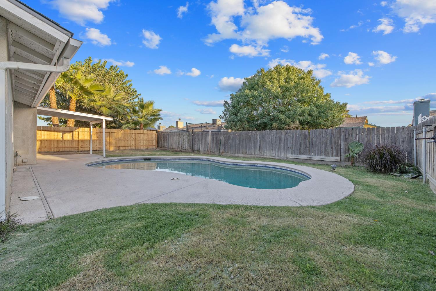 1249 Levich Street Hanford, CA 93230 - Photo 41 of 43 a view of a backyard