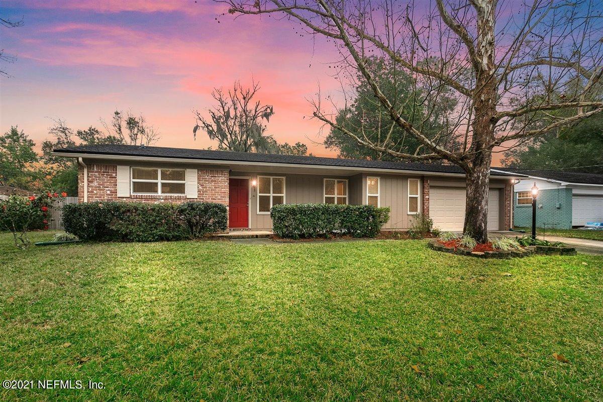 8819 Runnymeade Road Jacksonville, FL 32257 - Photo 1 of 26 01-Front Sunset