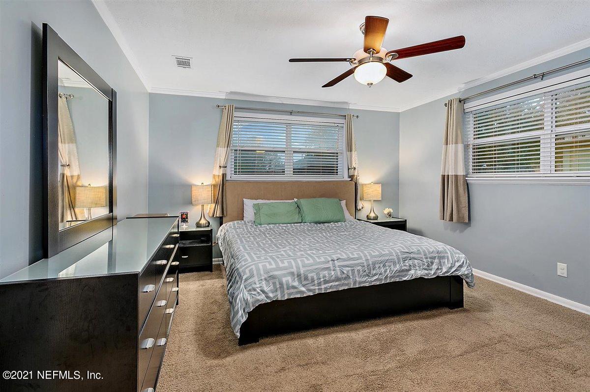 8819 Runnymeade Road Jacksonville, FL 32257 - Photo 14 of 26 14-Primary Bedroom