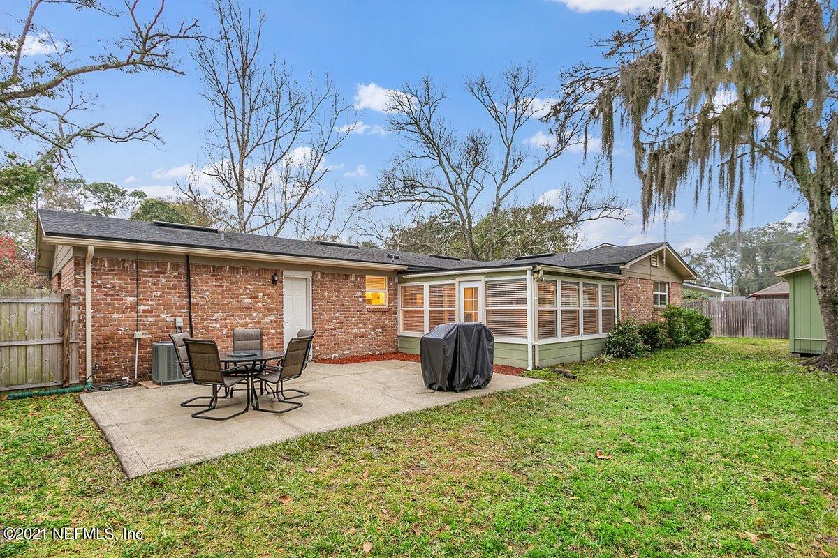 8819 Runnymeade Road Jacksonville, FL 32257 - Photo 21 of 26 21-Exterior Back