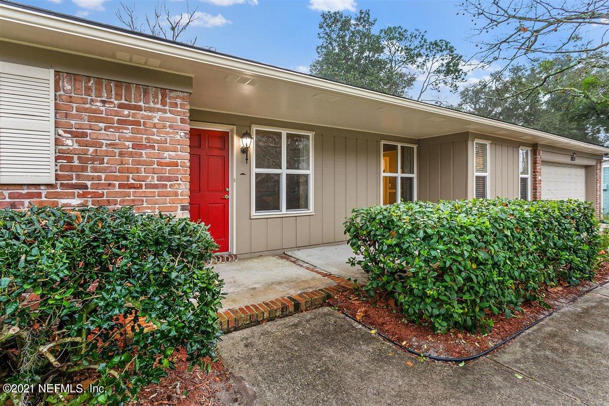 8819 Runnymeade Road Jacksonville, FL 32257 - Photo 3 of 26 03-Entryway