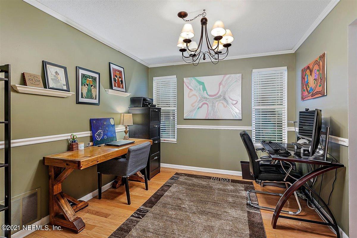 8819 Runnymeade Road Jacksonville, FL 32257 - Photo 6 of 26 Dining Room