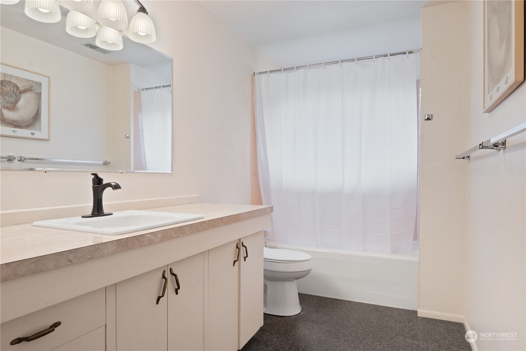 1873 Coal Creek Road Longview, WA 98632 - Photo 19 of 36 Gallery Image 19